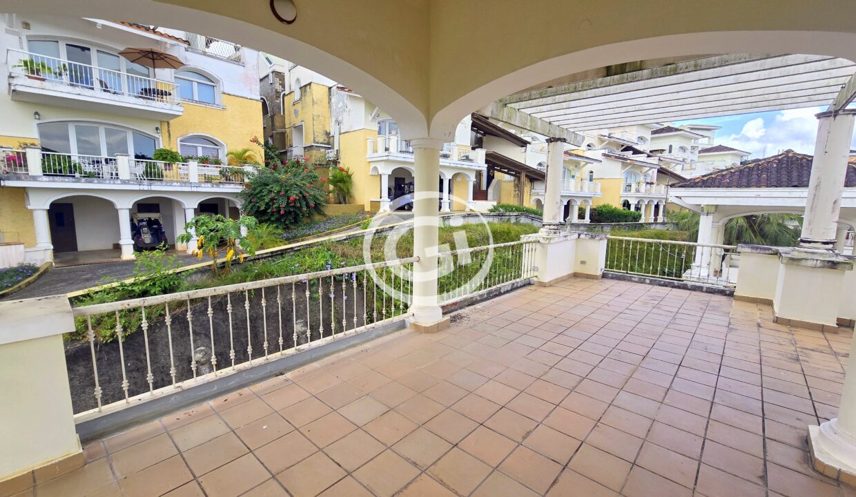 27. Terraza Piso 2. Venta Reposeido Bancario Tucan Country Club