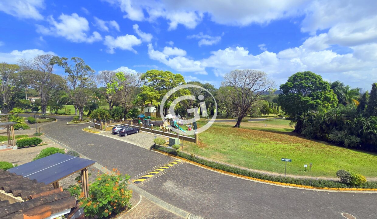 6. Terraza Sala. Venta Reposeido Bancario Tucan Country Club