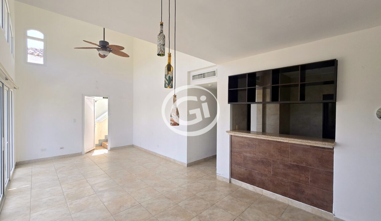 8. Sala-Comedor. Venta Reposeido Bancario Tucan Country Club