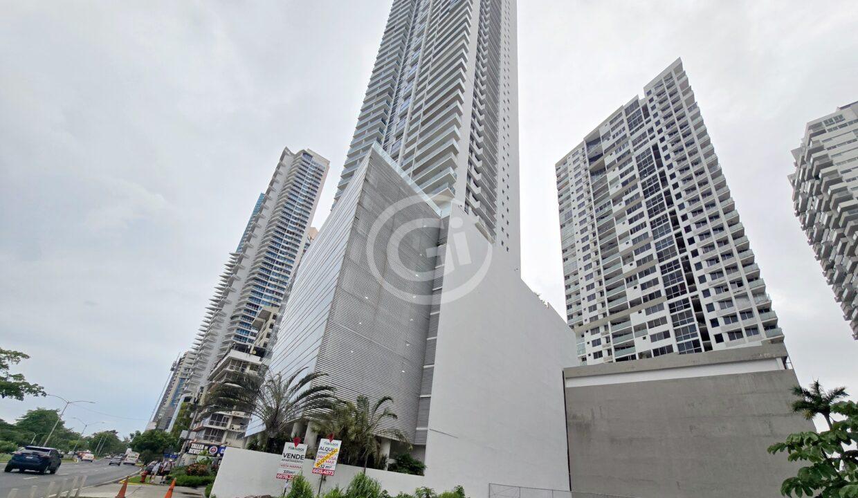 1. Fachada. Venta Apartamento Marina Terrace Av Balboa Remate Bancario