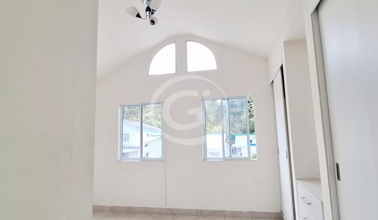 10 - Habitación Principal Casa en Venta Playa Dorada Las Olas Arraiján