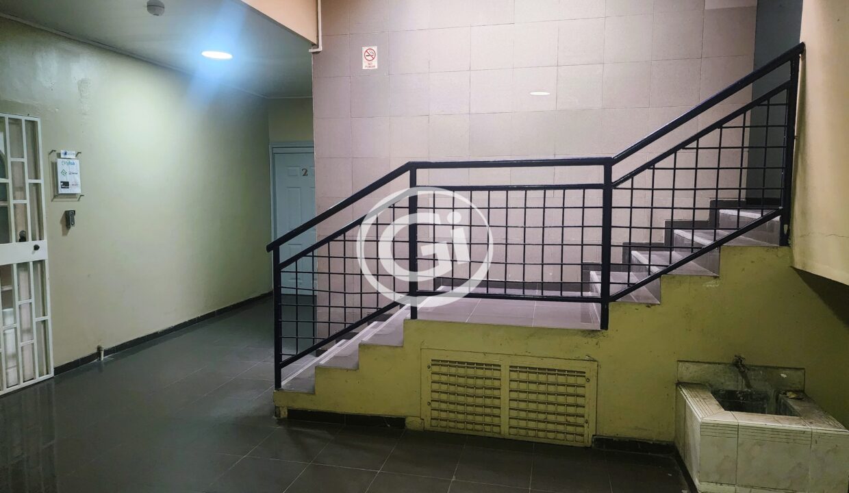11. Area Comun Alquiler oficina plaza vendo. 11
