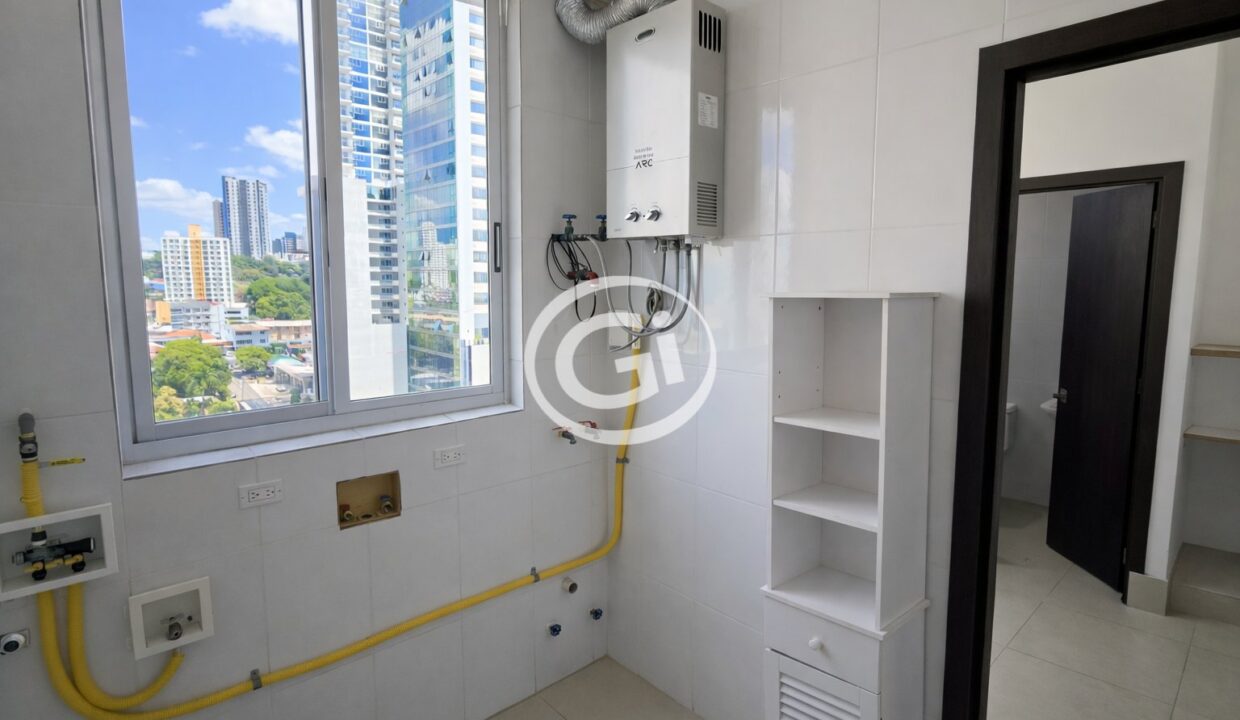 11. Lavanderia y CBE. Remate Bancario Kolosal Tower San Francisco