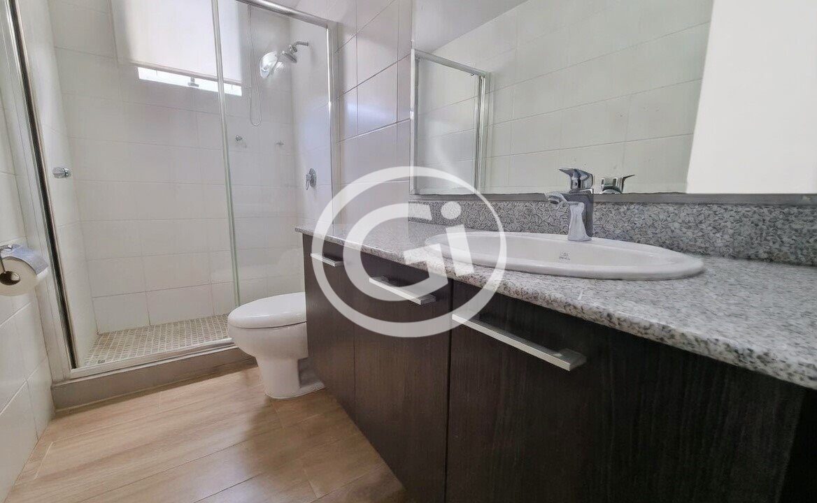 12. Baño habitacion principal Venta simja