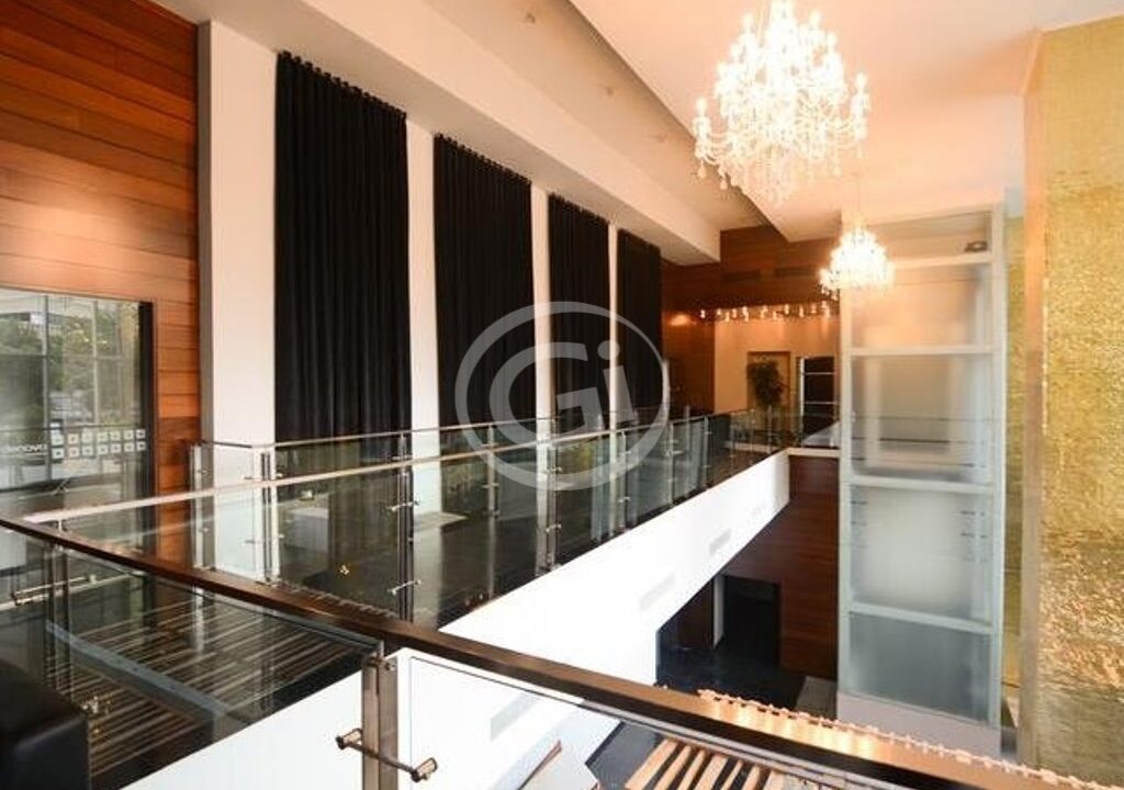 15. Oficina Denovo mezzanine