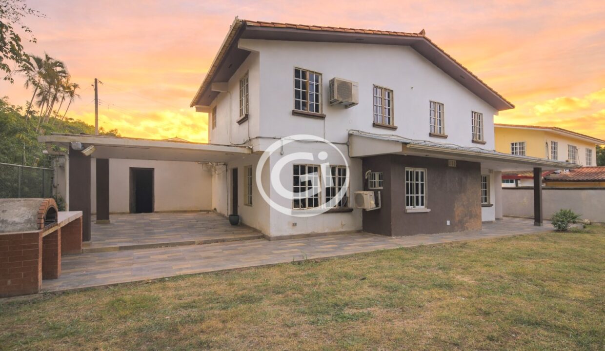 15. Patio. Remate Bancario Casa Albrook