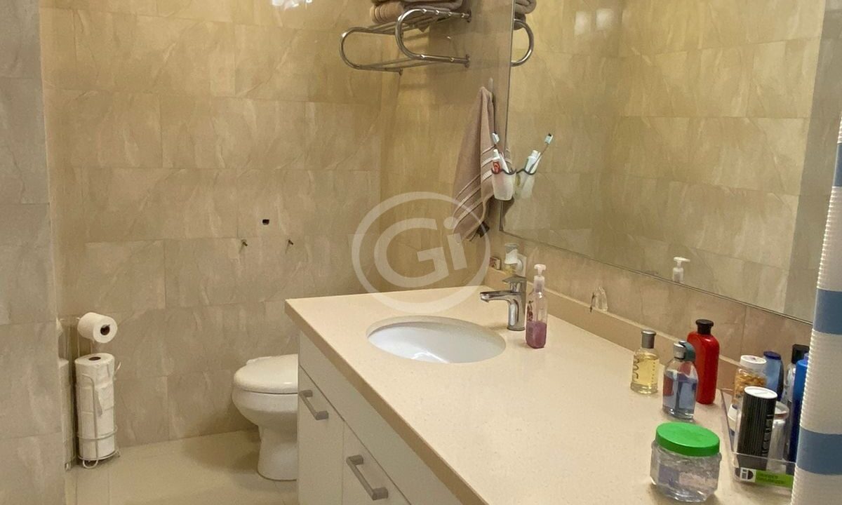 19. baño Venta apartamento los delfines