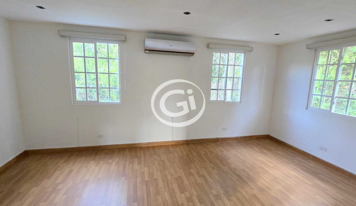 20. Habitación Principal. Remate Bancario Casa Albrook