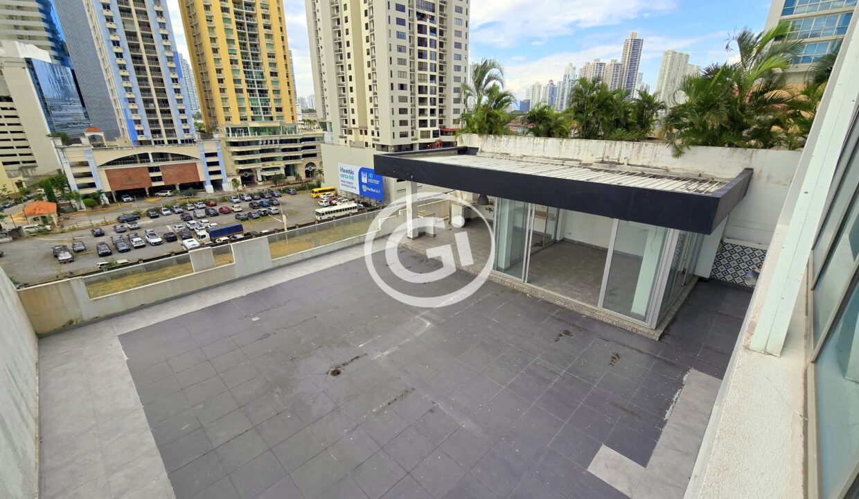 21. Habitación Principal. Remate Bancario Loft Four 41 Punta Pacifica