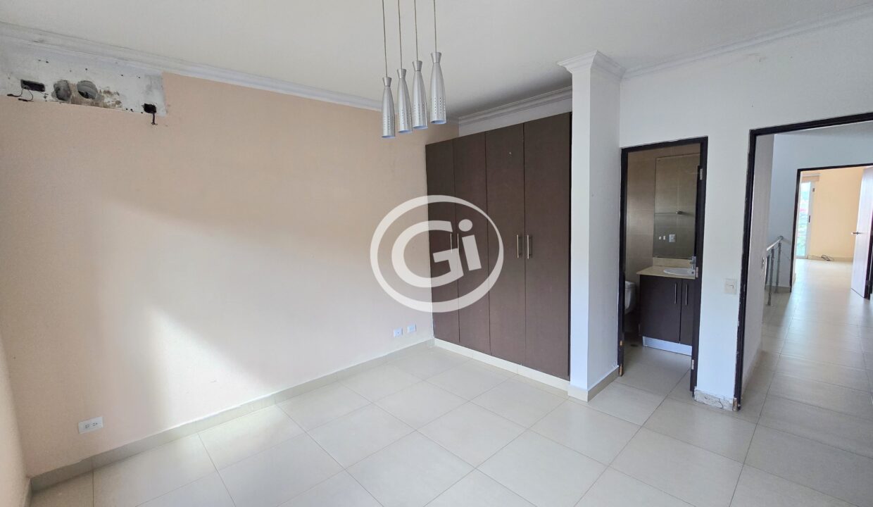 25. Habitación 3. Remate Bancario Casa Dorado Village