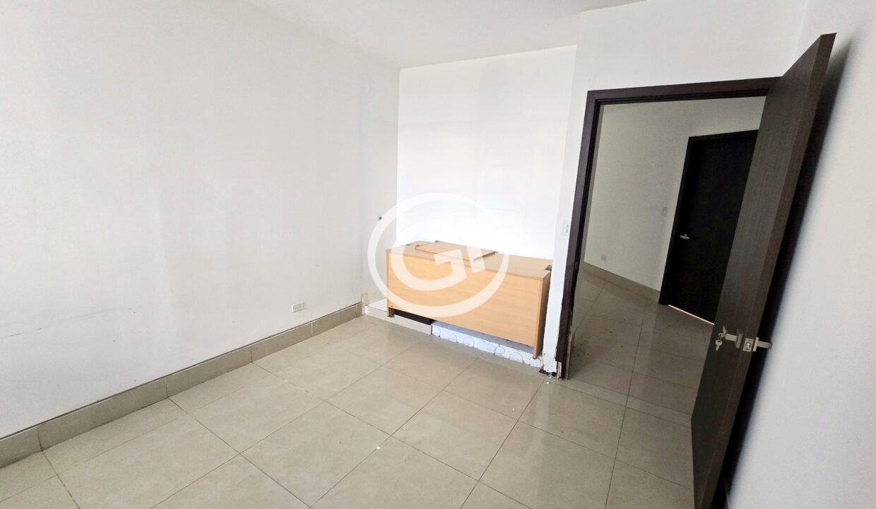 27. Habitación 3. Remate Bancario Kolosal Tower San Francisco