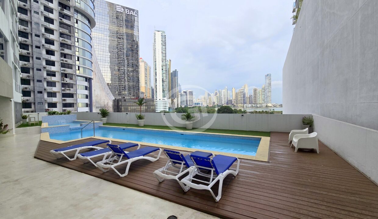 27. Piscina. Venta Apartamento Marina Terrace Av Balboa Remate Bancario