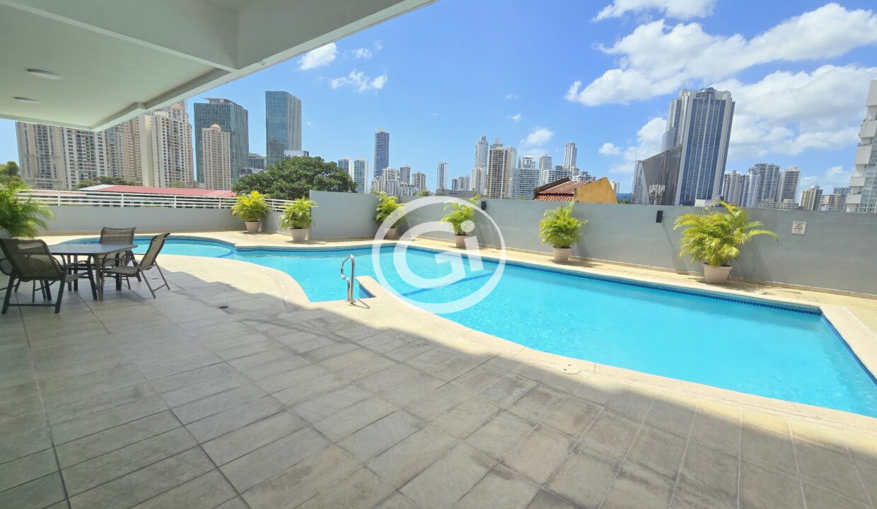 28. Piscina (4)