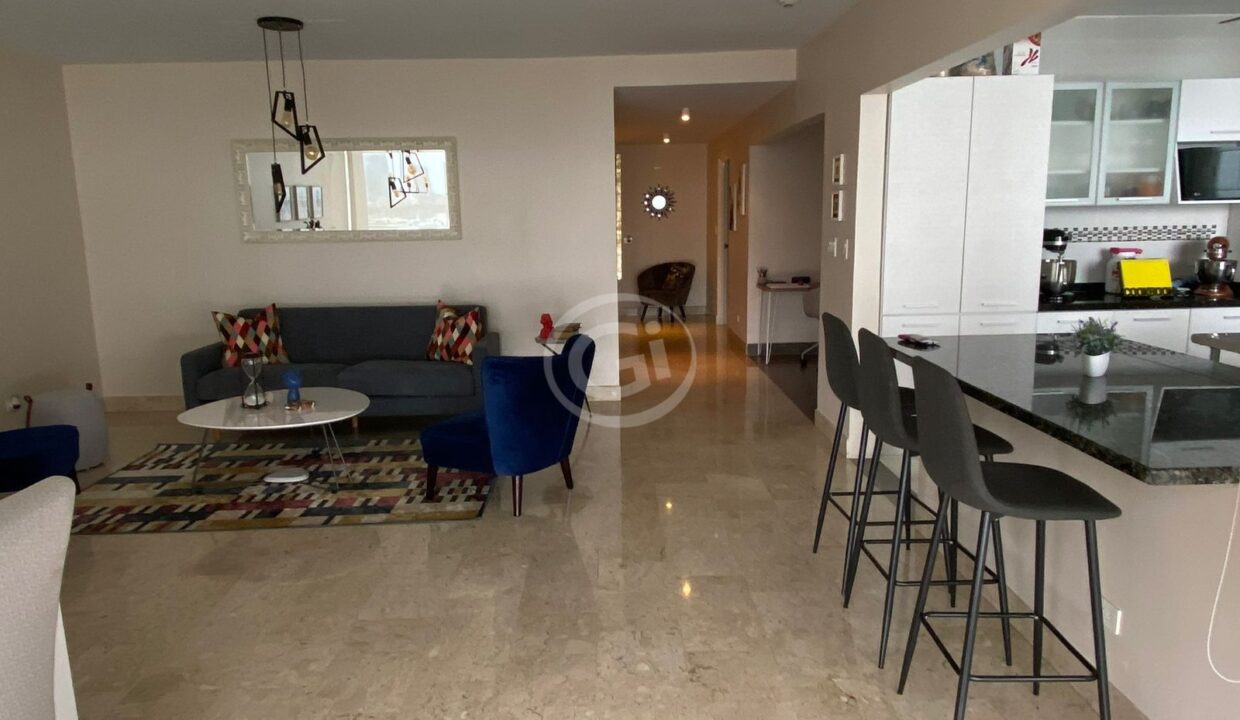 3. Sala Venta apartamento los delfines