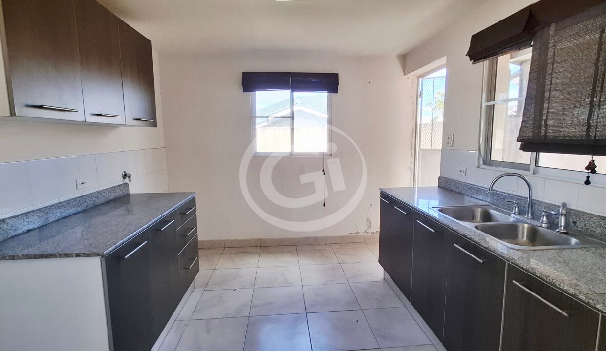 4 - Cocina Casa en Venta Playa Dorada Las Olas Arraiján