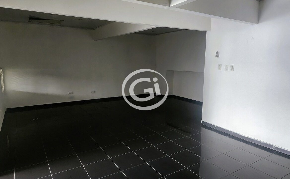5. Area Comun 2 Alquiler oficina plaza vendo. 5