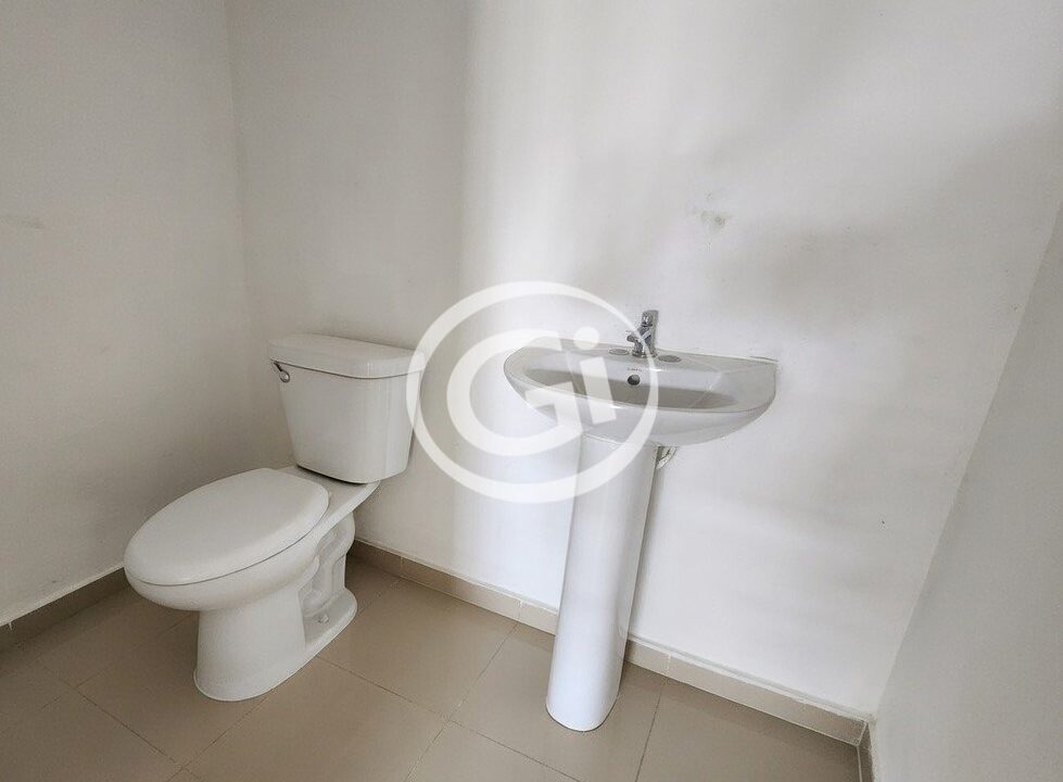 7. Baño Alquiler oficina plaza vendo