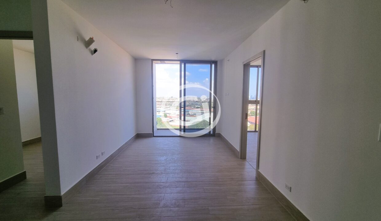 8. Sala y acceso a las habitaciones