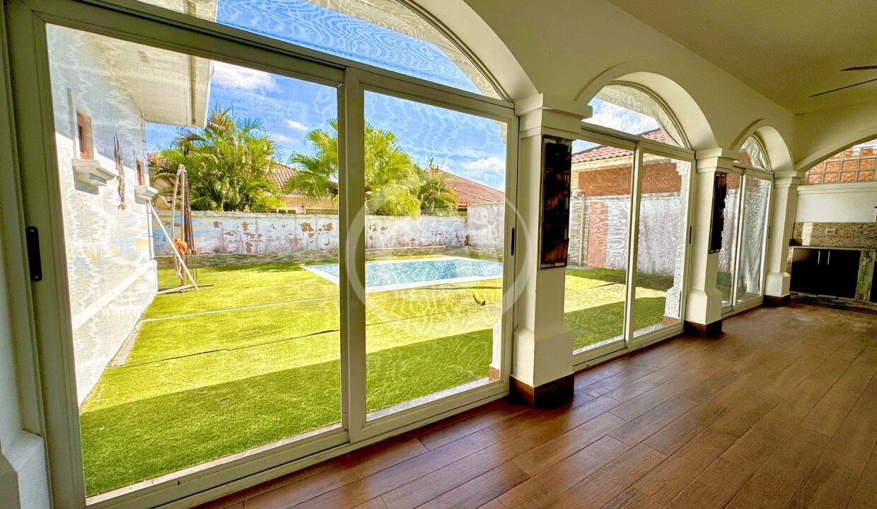 8. Terraza Casa venta Sunset Coast Costa Sur