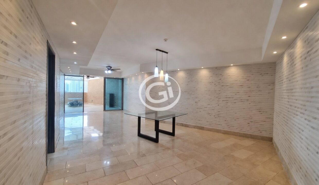 1. Sala Venta Grand Towerw