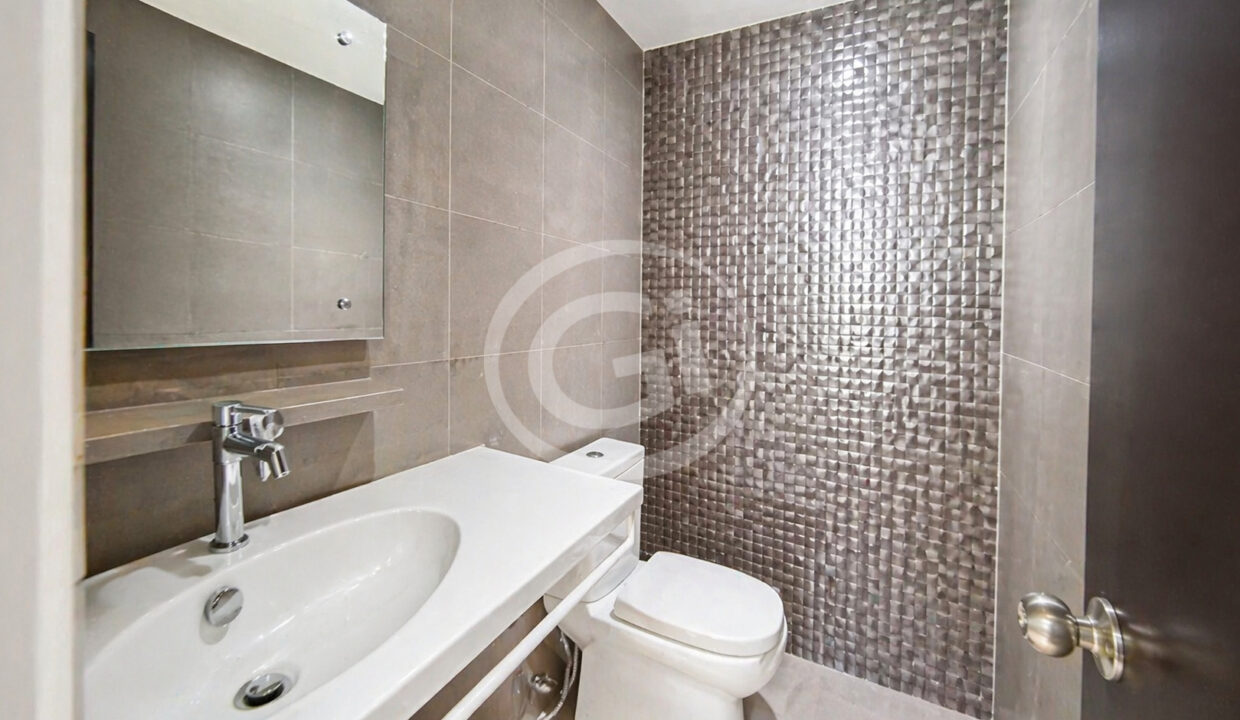14 - 2Horizontes - toilet