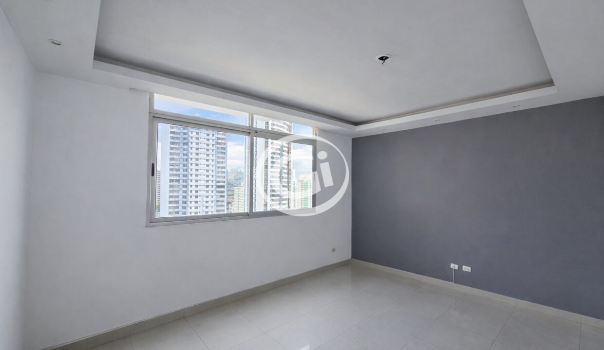 17. Habitación Principal. PH Astotia El Cangrejo. Remate Bancario