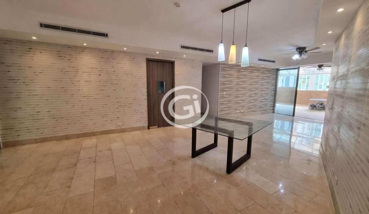2. Sala 2 Venta Grand Towerw