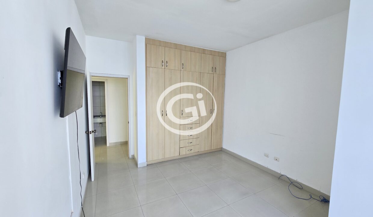 26. Habitación 3. PH Astotia El Cangrejo. Remate Bancario