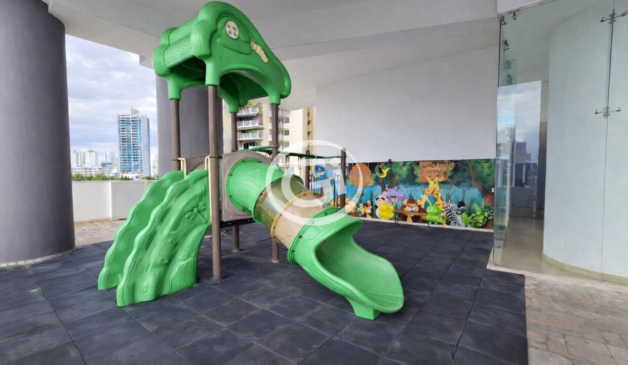 29. Parque Infantil. PH Astotia El Cangrejo. Remate Bancario