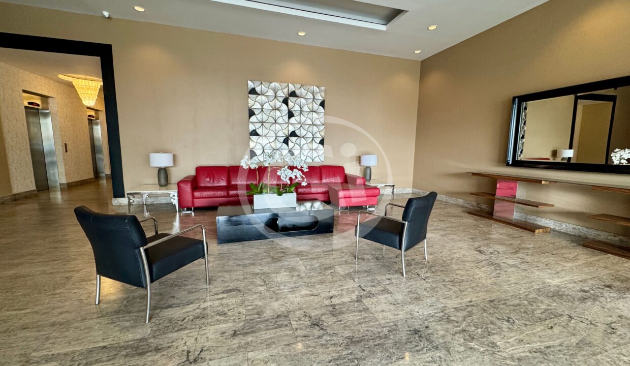 30. Lobby venta apartamento Waterfalls San Francisco