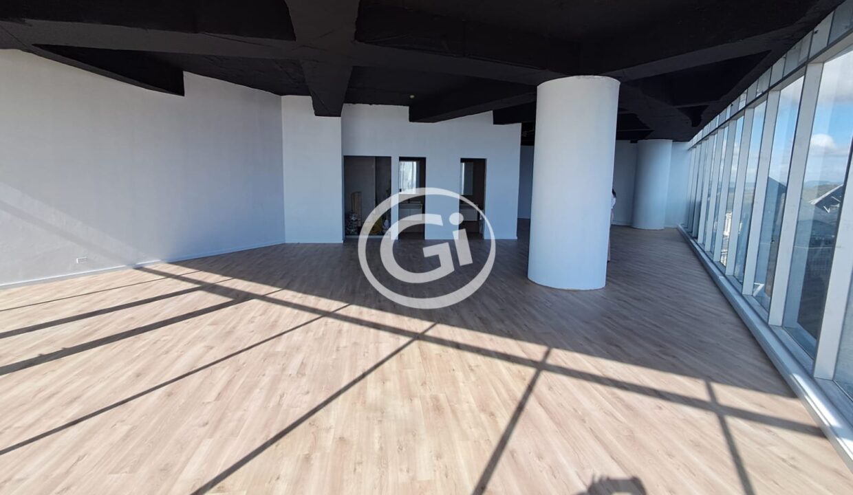 5. Venta Oficina El Tornillo Calle 50