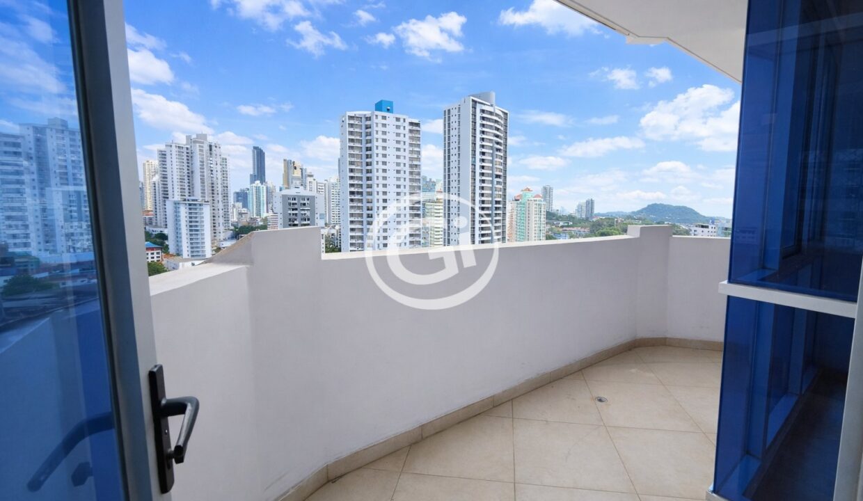 7. Terraza. PH Astotia El Cangrejo. Remate Bancario
