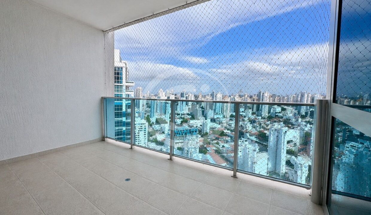 8. Balcón venta apartamento Waterfalls San Francisco