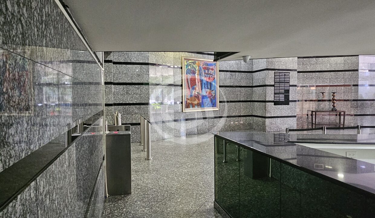 1. Lobby oficina Ocean Business alquiler- venta