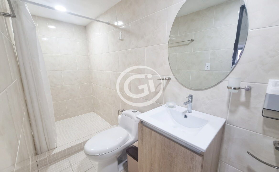 10. Baño Alquiler Oficia Josep Arque