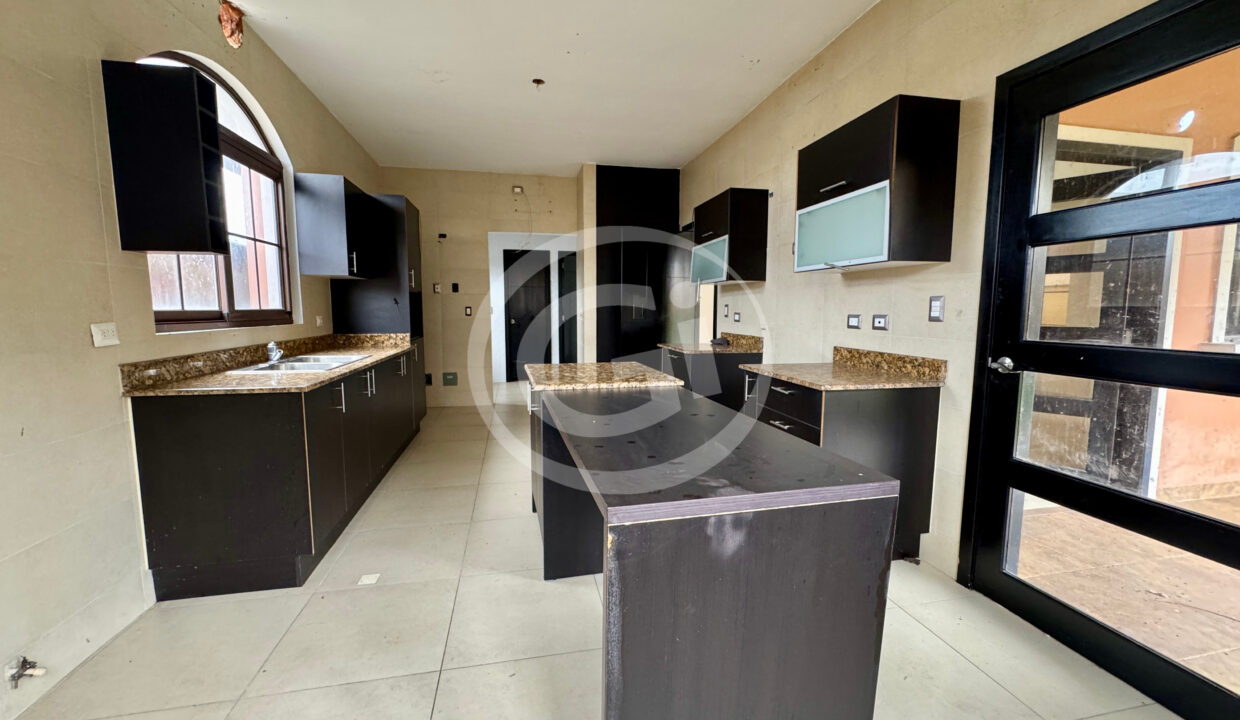 10. Cocina Venta Casa El Doral Costa Sur