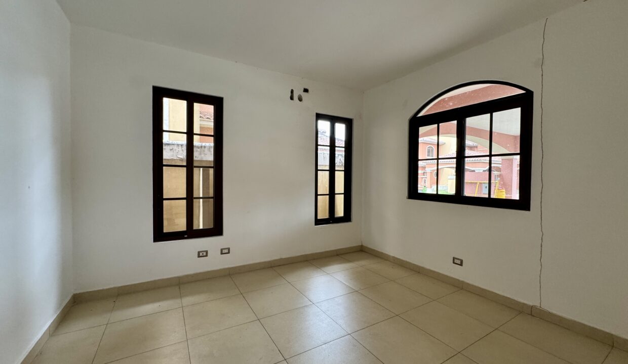 10. Estudio venta casa Costa Sur El Doral