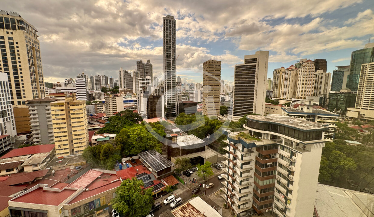 10. Oficina Venta Torre Delta 099 Obarrio Área bancaria