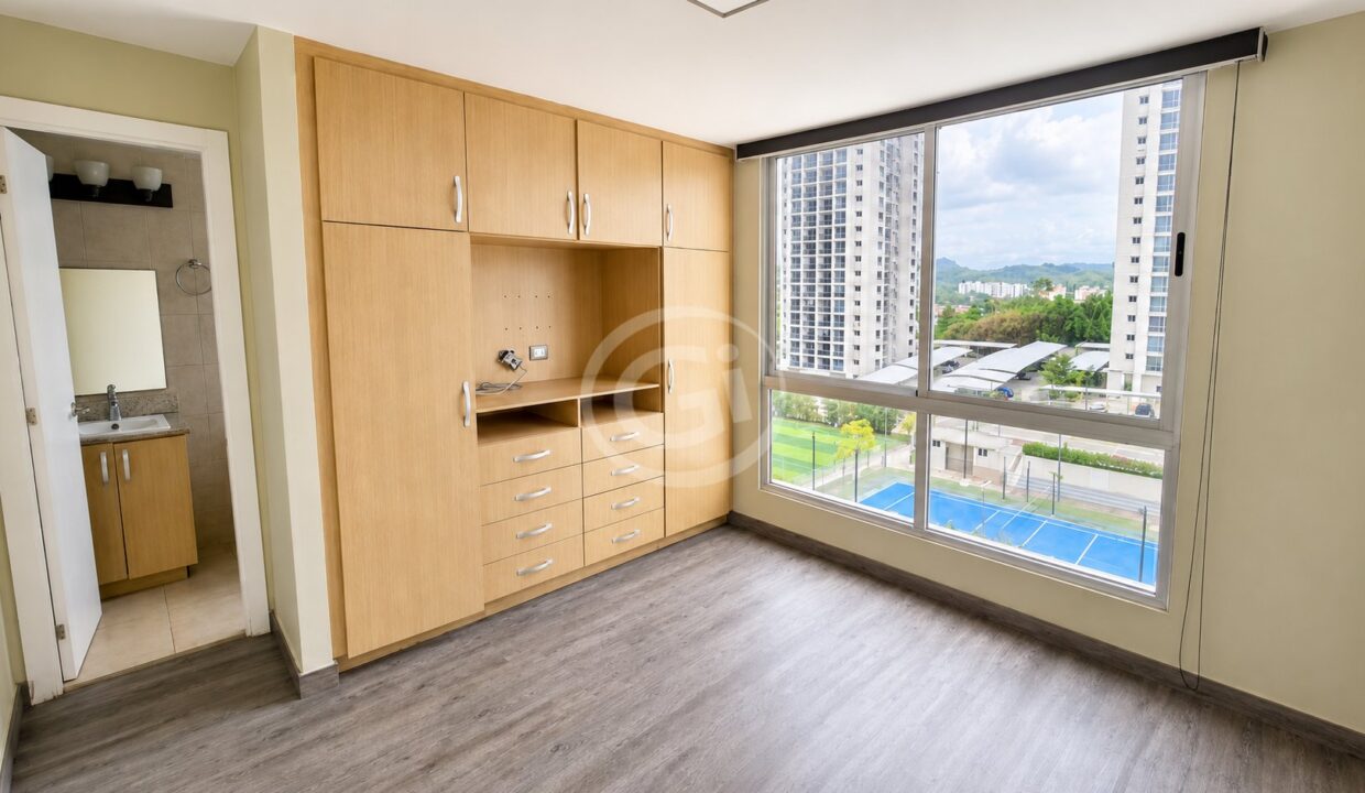 12. Habitación Principal. Remate Bancario PH Rokas Condado del Rey