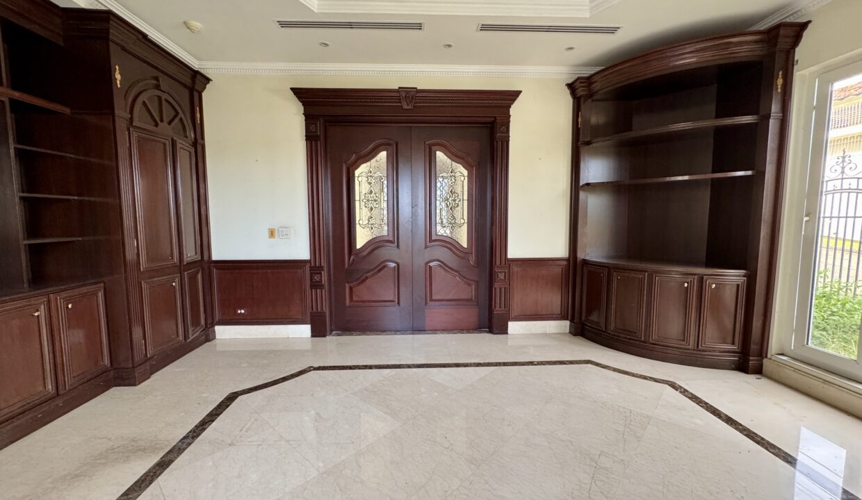 13. Estudio Venta Casa Dos Mares