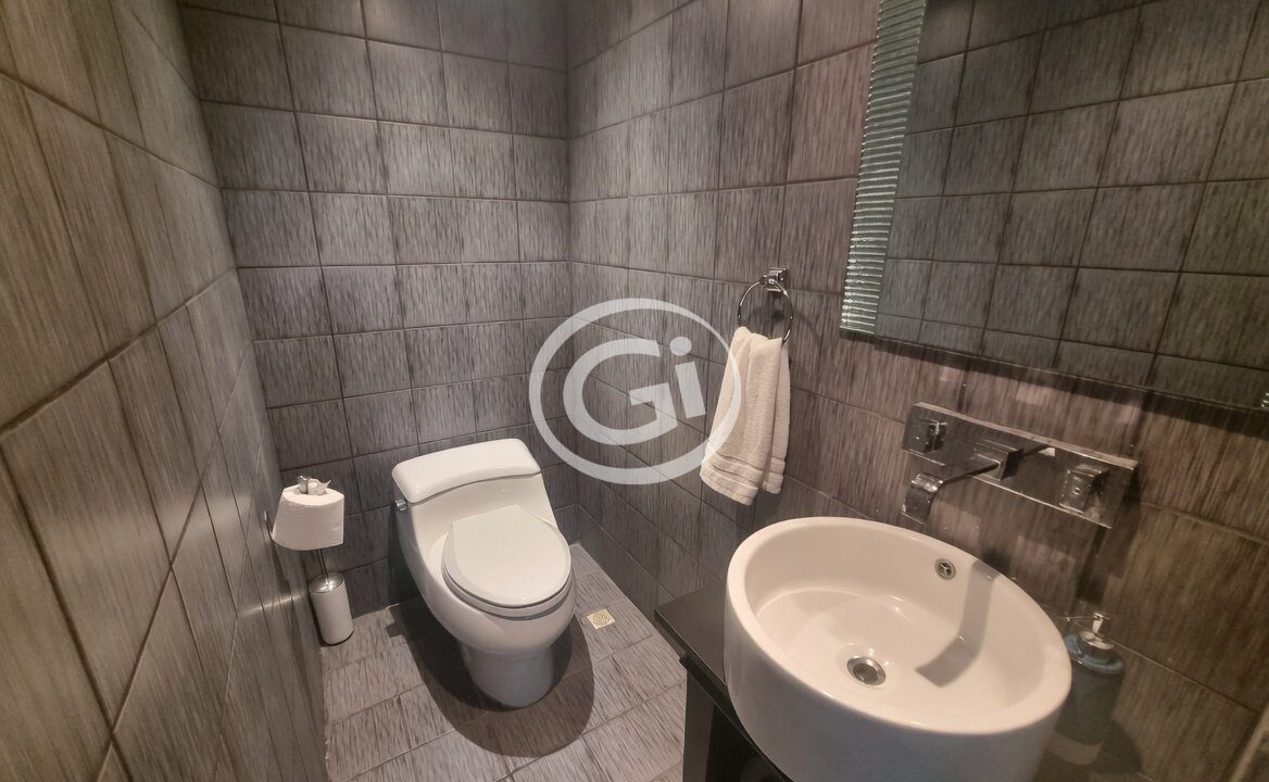 13. Medio Baño 2 Casa Alquiler-venta El Tornillo