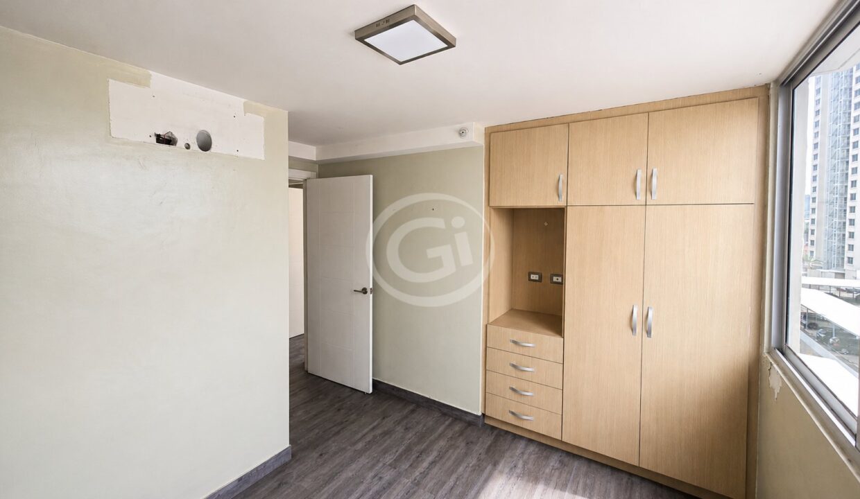 15, Habitación 2. Remate Bancario PH Rokas Condado del Rey