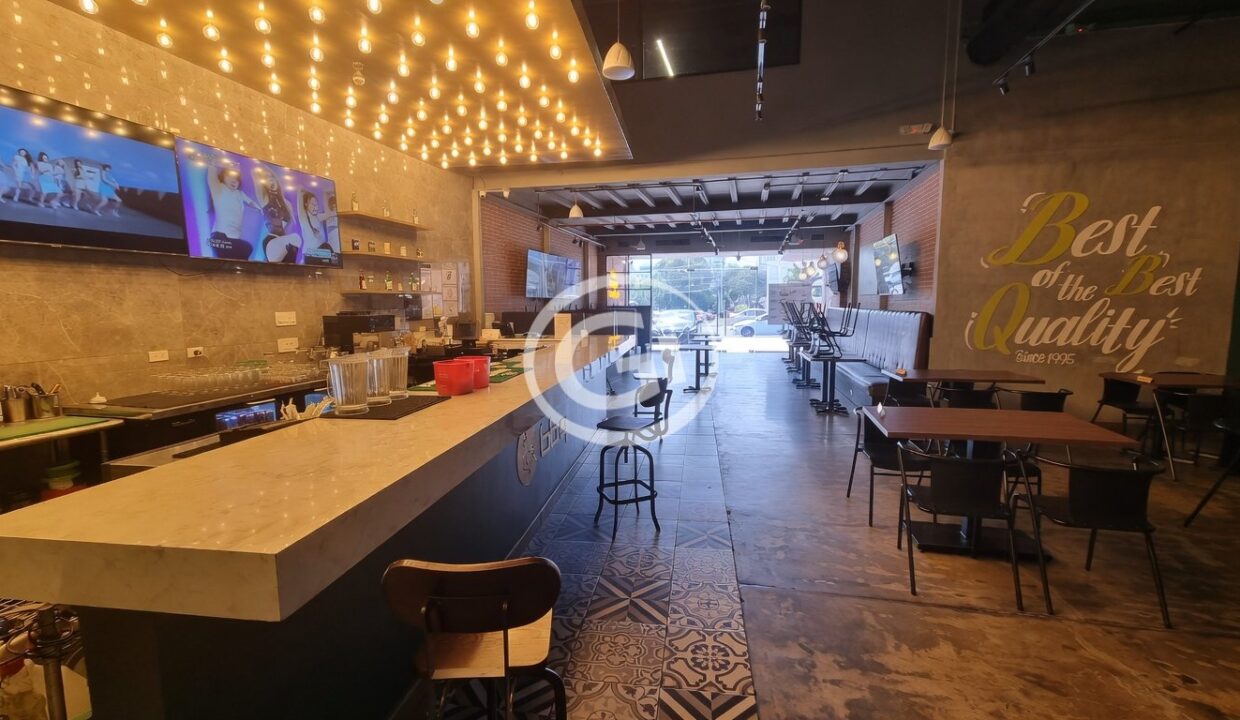18. Vista trasera Local Alquiler plaza Spot74 (Grupo vivir)
