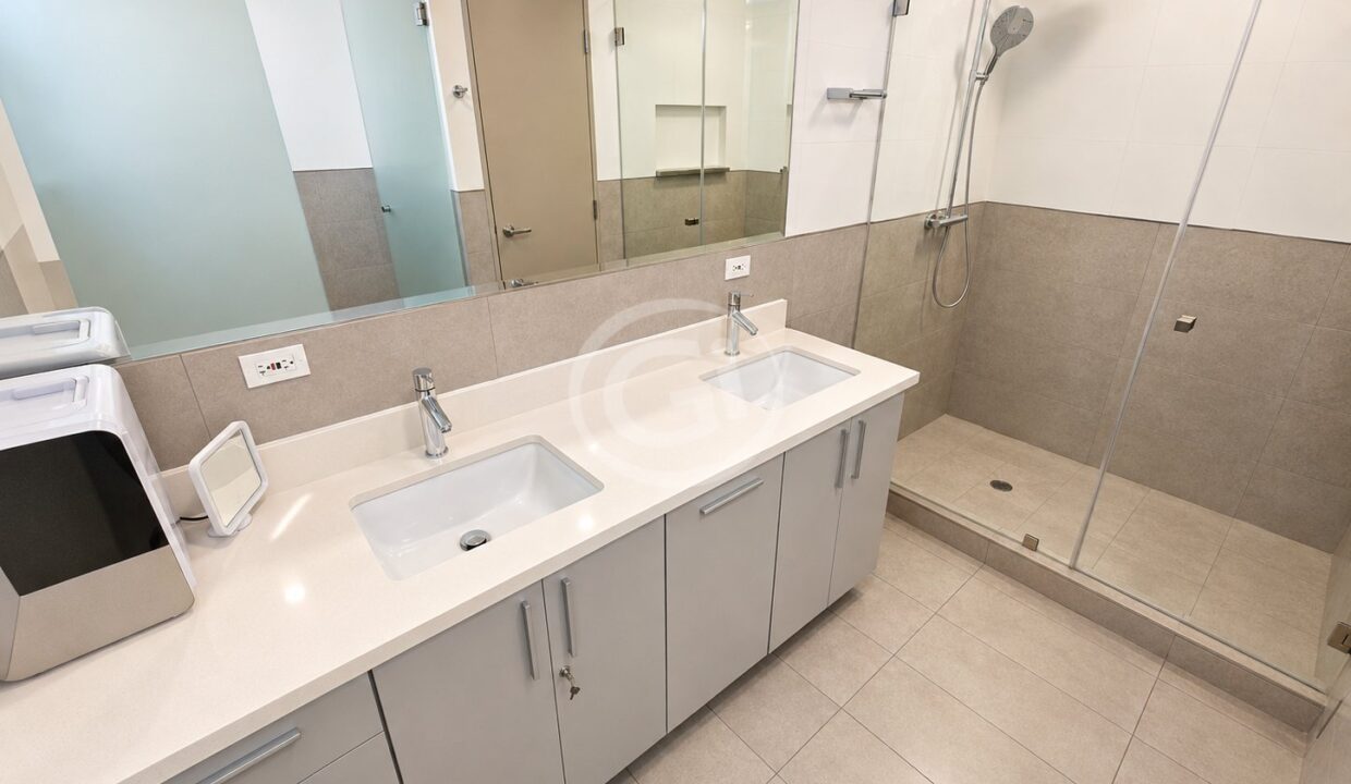 20. Habitación Principal. Venta Marbella Tower