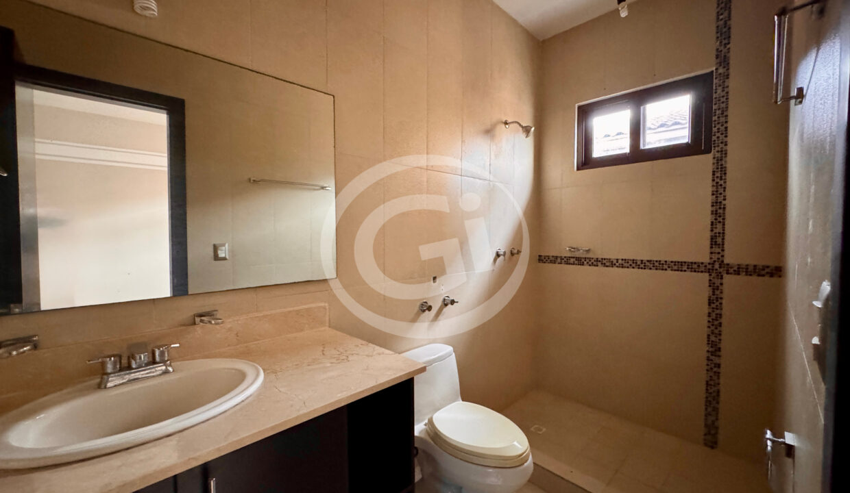 21. Baño Venta Casa El Doral Costa Sur21