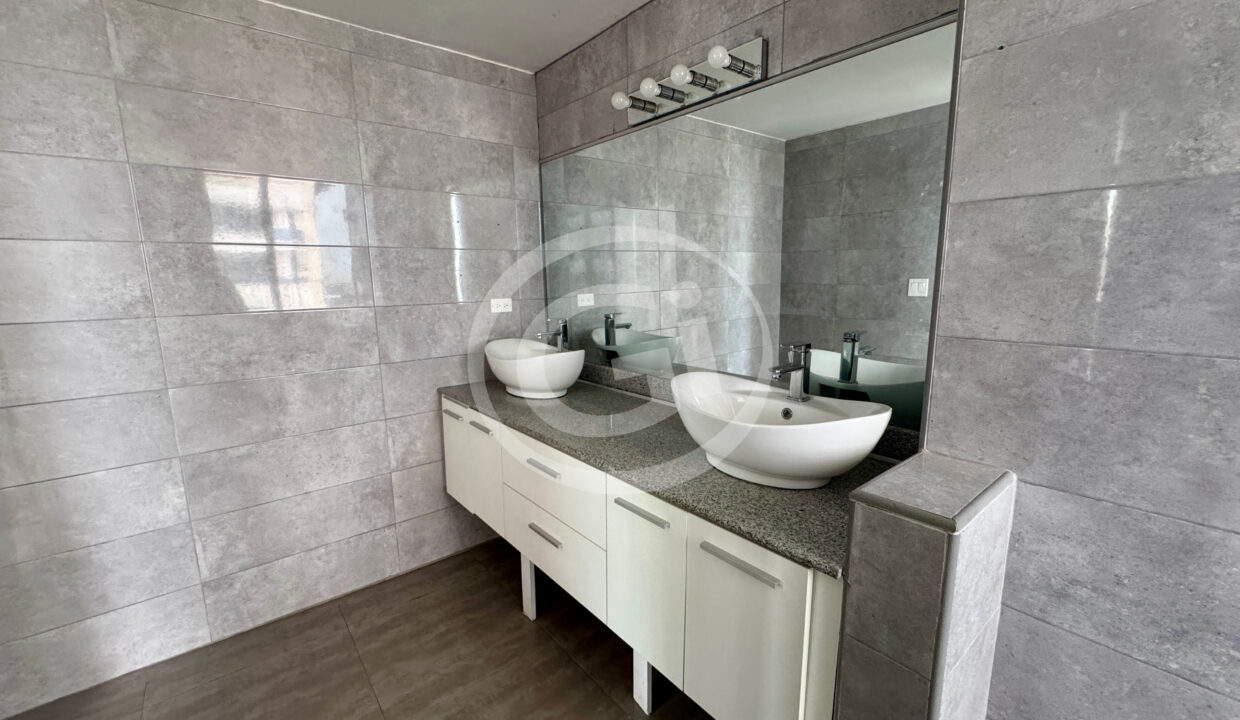 22. Baño Apartamento Venta Paitilla Perla del Pacífico