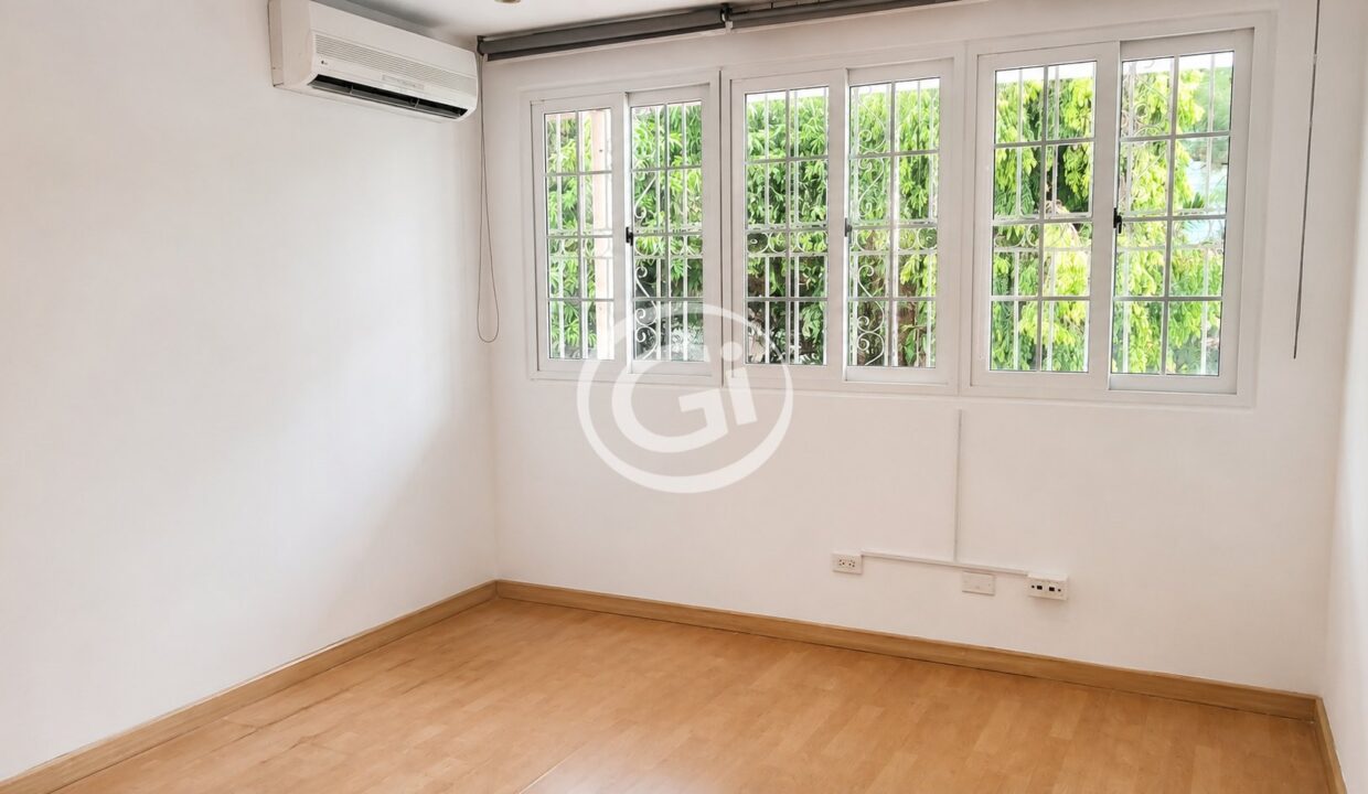 23. Habitacion secundaria Casa Alquiler-venta El Tornillo
