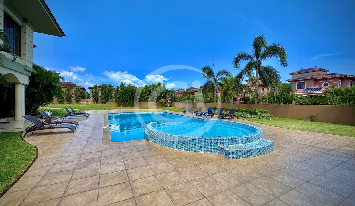 25. Área Social venta casa Costa Sur El Doral