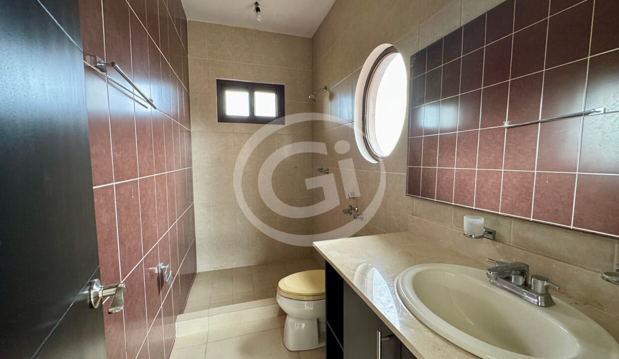 25. Baño Venta Casa El Doral Costa Sur