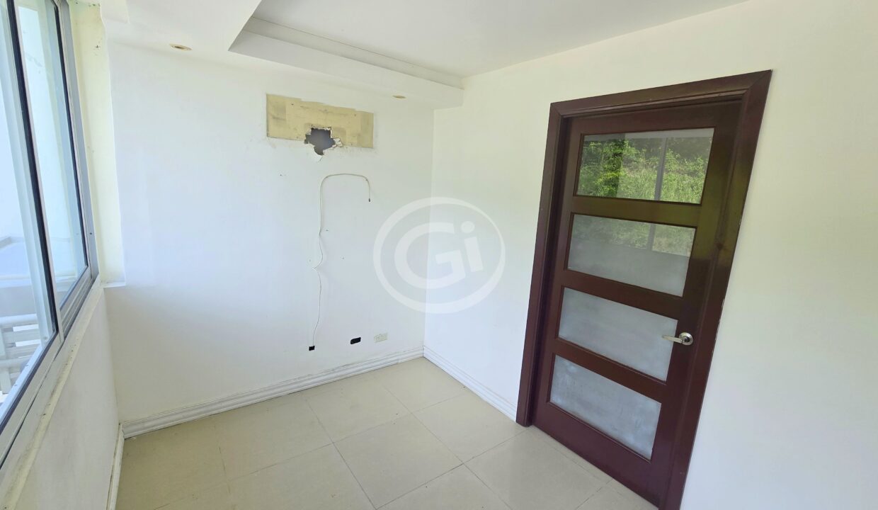 26. Den. Pine Hill Albrook Remate Bancario